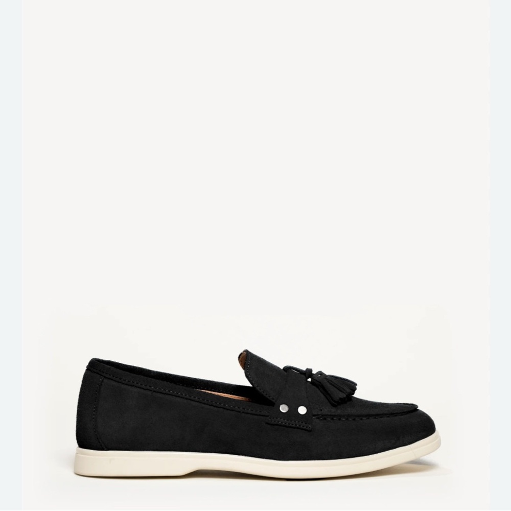 M. Gemi Sonia Loafer in Black